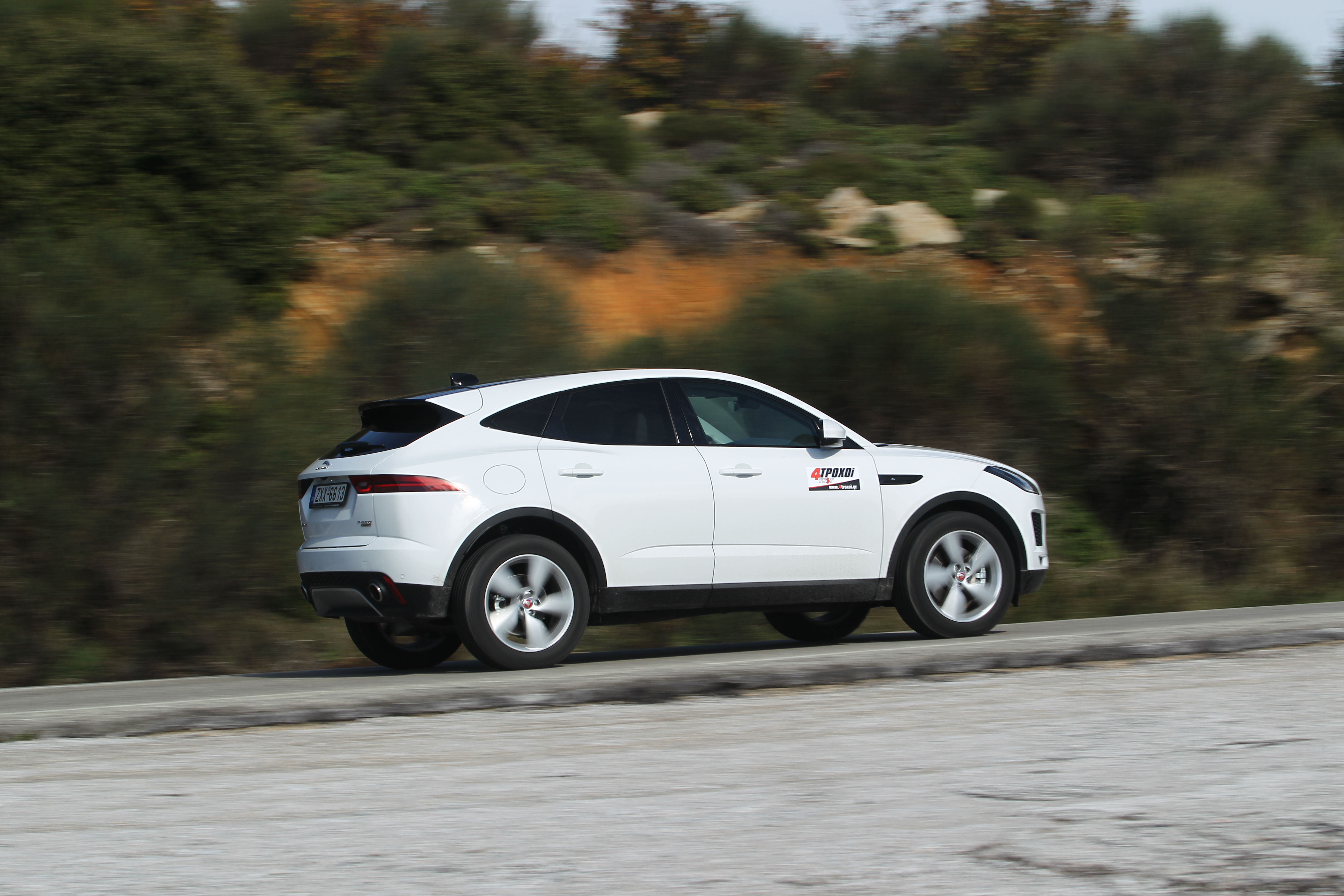 Jaguar E-Pace P250: την οδηγούμε στην Ελλάδα