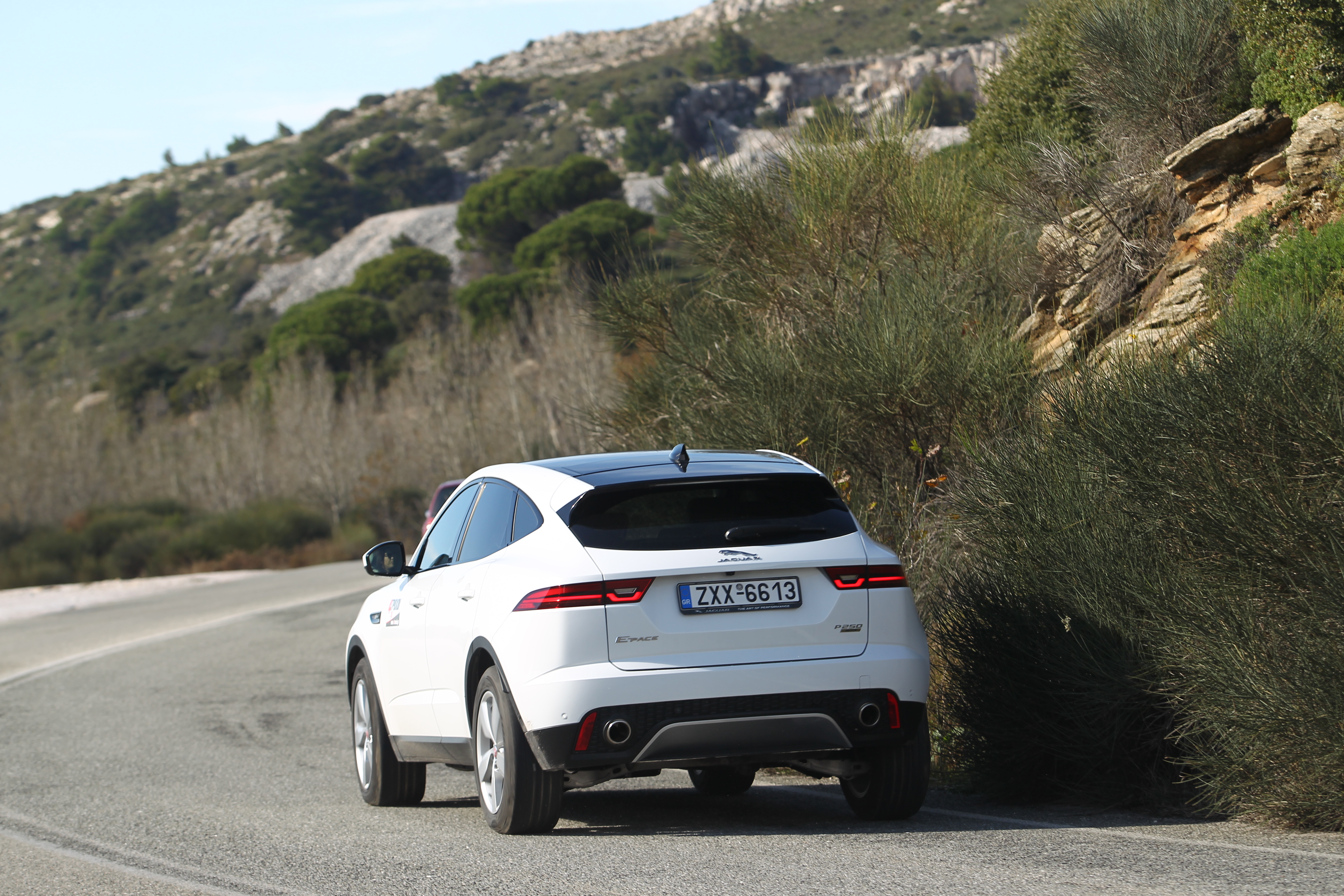 Jaguar E-Pace P250: την οδηγούμε στην Ελλάδα