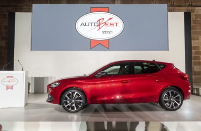 το-seat-leon-παρέλαβε-το-τρόπαιο-best-buy-car-of-europe-2021-στο-autobest-gala-127479