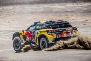 Sebastien Loeb Dakar 01