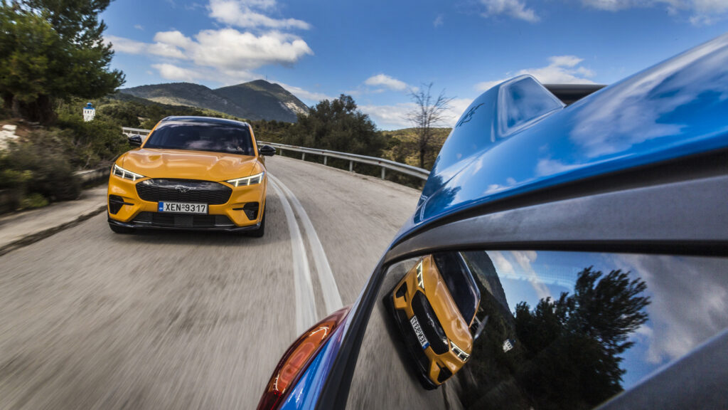 Mustang Mach-E GT - Ford Focus RS