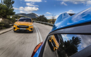 Mustang Mach-E GT - Ford Focus RS