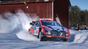 Rally Sweden Midday Neuville