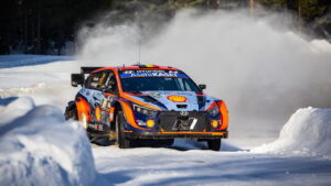 Rally Sweden Debrief Hyundai 02