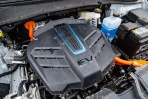 Hyundai Kona Electric - Renault Captur PHEV - Toyota Yaris Cross Hybrid