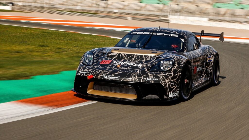 Porsche GT4 ePerformance