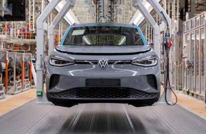 VW: Έτοιμο και το δεύτερο εργοστάσιο ηλεκτρικών αυτοκινήτων στη Γερμανία
