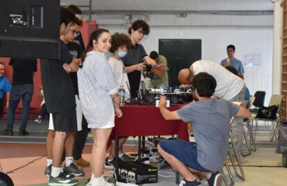 1ο Racecar Challenge: Διαγωνισμός αυτόνομων ρομποτικών αγωνιστικών αυτοκινήτων για μαθητές Γυμνασίου