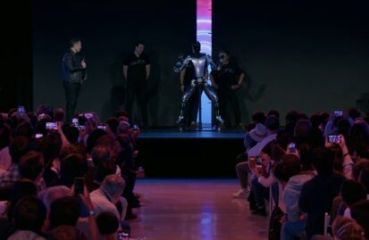Optimus, το ανθρωποειδές ρομπότ της Tesla