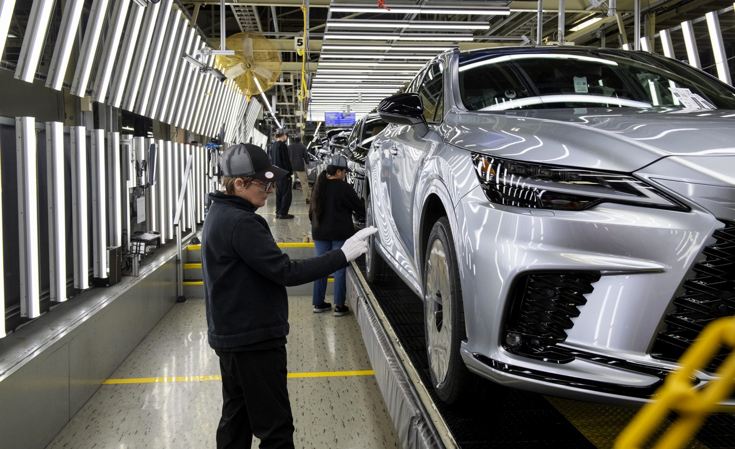 Ρεκόρ παραγωγής παρά τα προβλήματα στην εφοδιαστική αλυσίδα για την Toyota Lexus RX