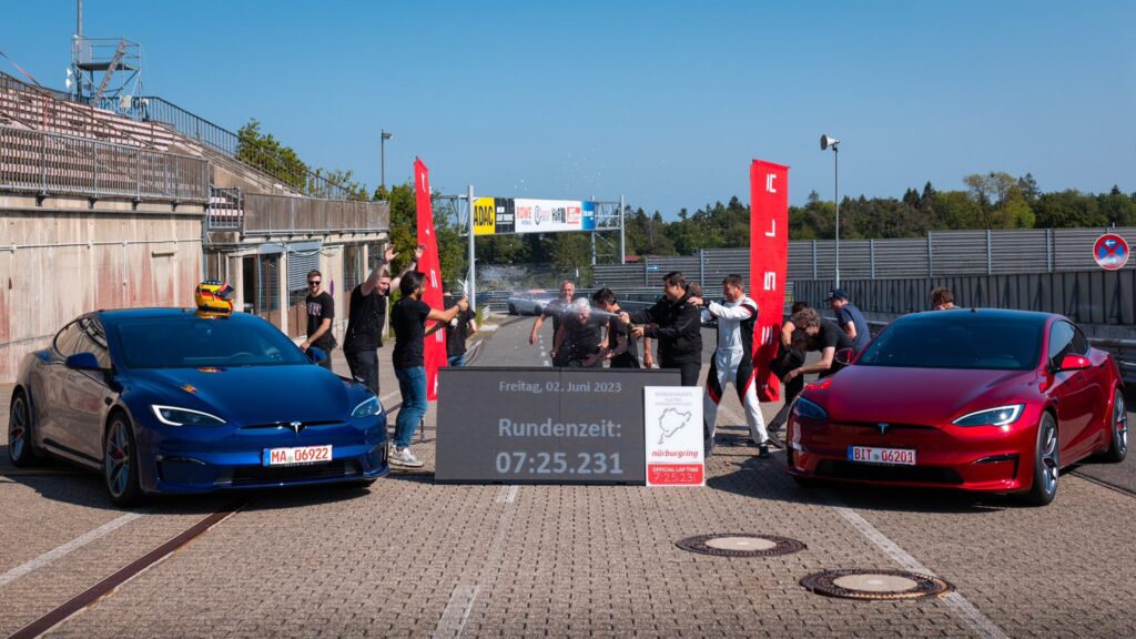 Tesla Model S Plaid Track Package - Nurburgring