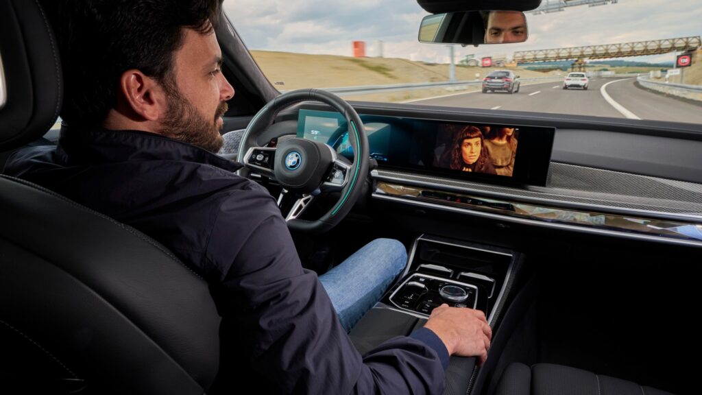 BMW 7 Series - Automatated Driving