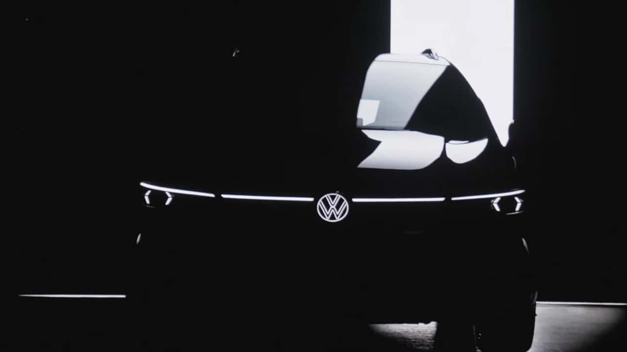 VW Golf 2024 teaser
